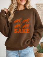 Four Foxes Sake Vintage Boho Graphic Sweatshirt - Hanes_Army_Brown Model