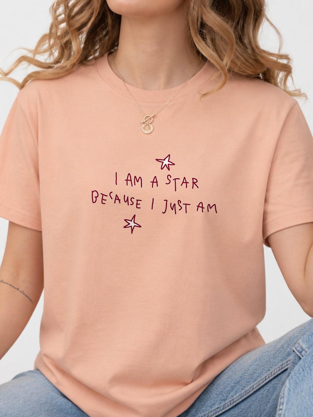I Am A Star Handwritten Star Quote Graphic T-Shirt - Dusty Rose Model