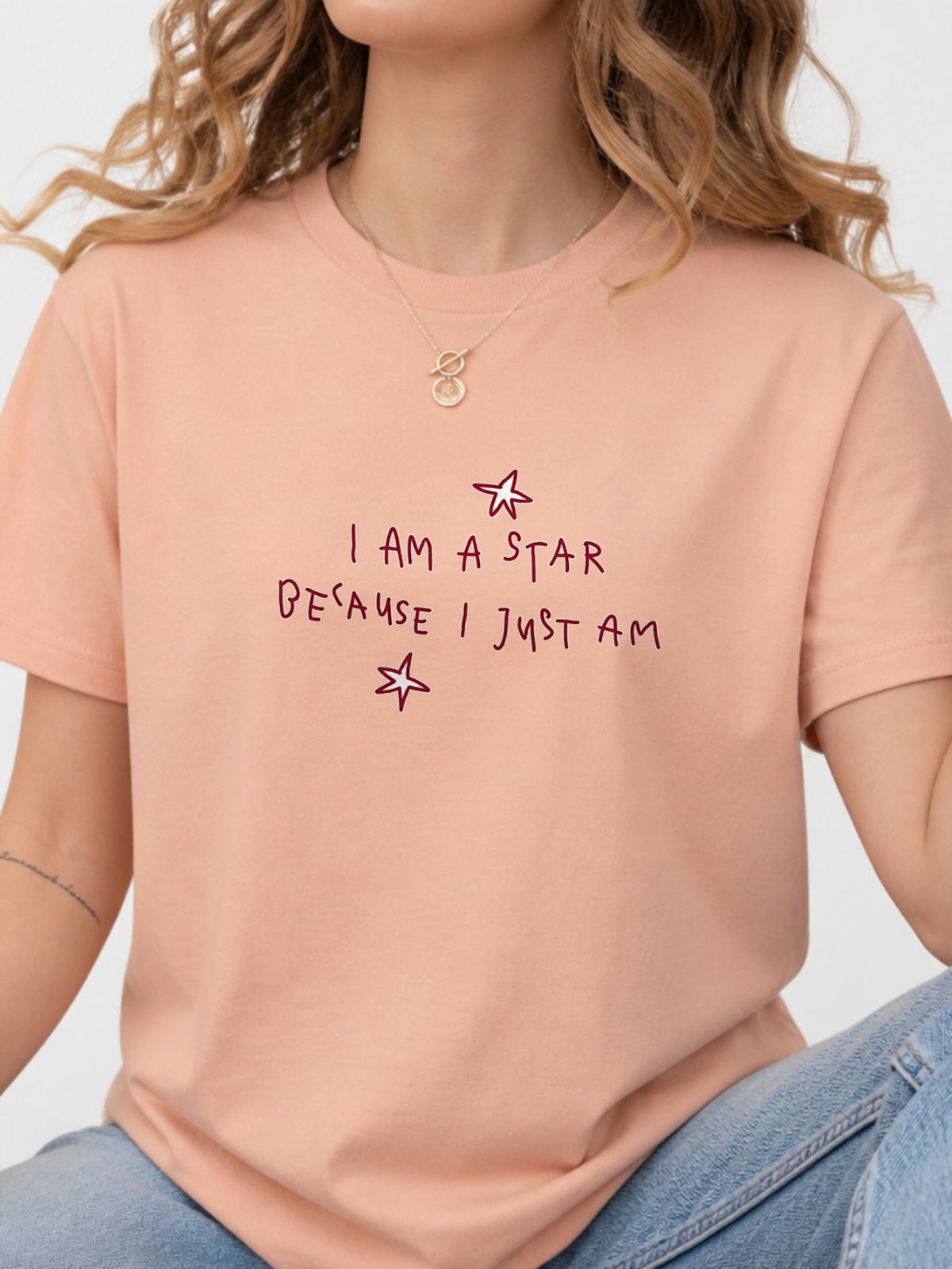 I Am A Star Handwritten Star Quote Graphic T-Shirt - Dusty Rose Model