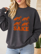 Four Foxes Sake Vintage Boho Graphic Sweatshirt - Hanes_Charcoal_Heather Model