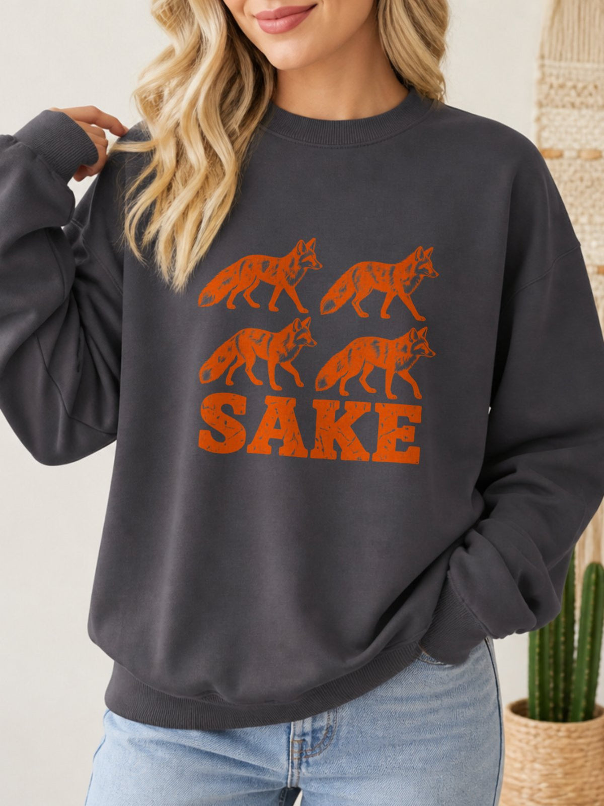 Four Foxes Sake Vintage Boho Graphic Sweatshirt - Hanes_Charcoal_Heather Model