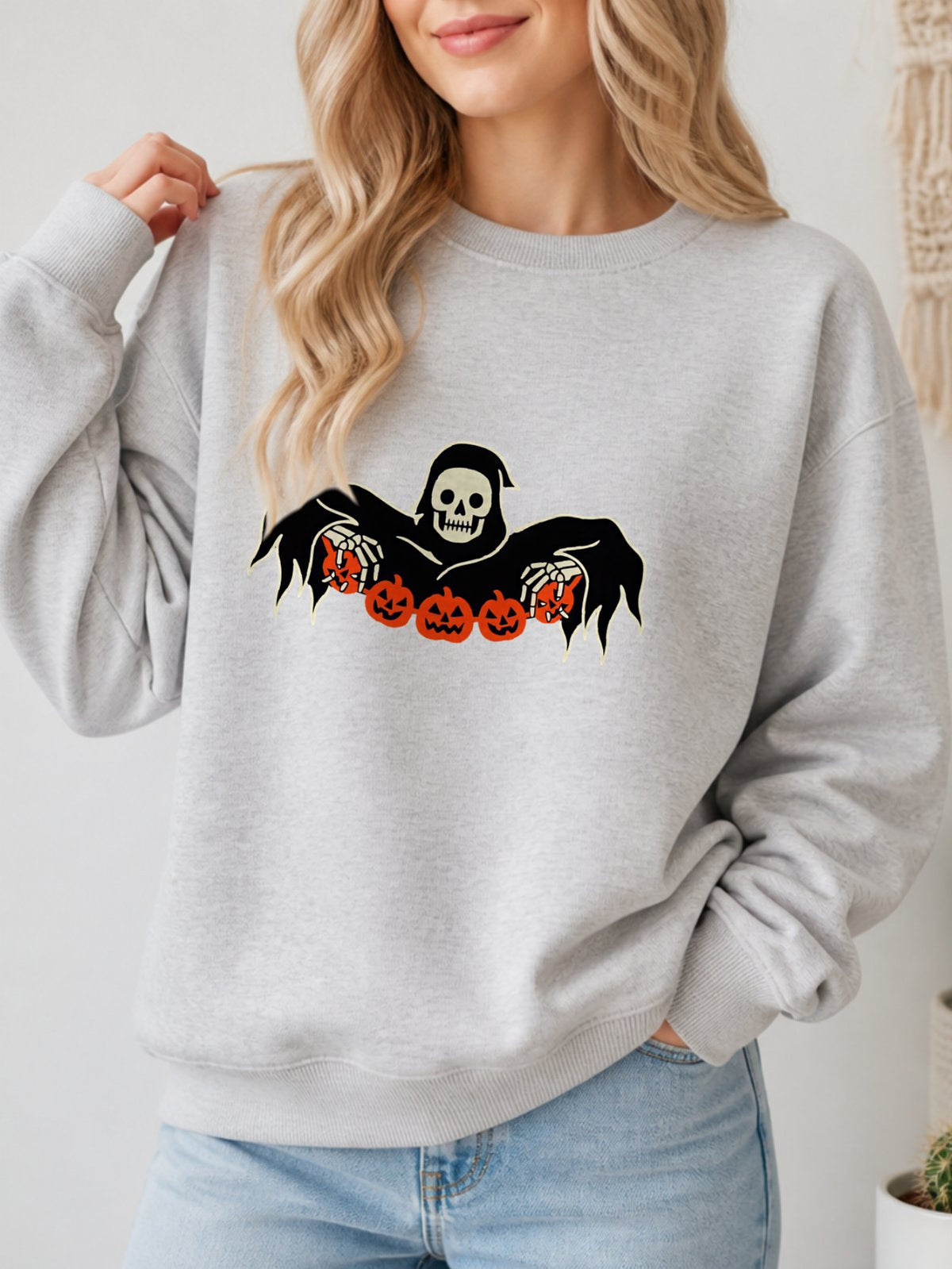 Grim Reaper Pumpkin Vintage Boho Sweatshirt - Hanes_Ash Model