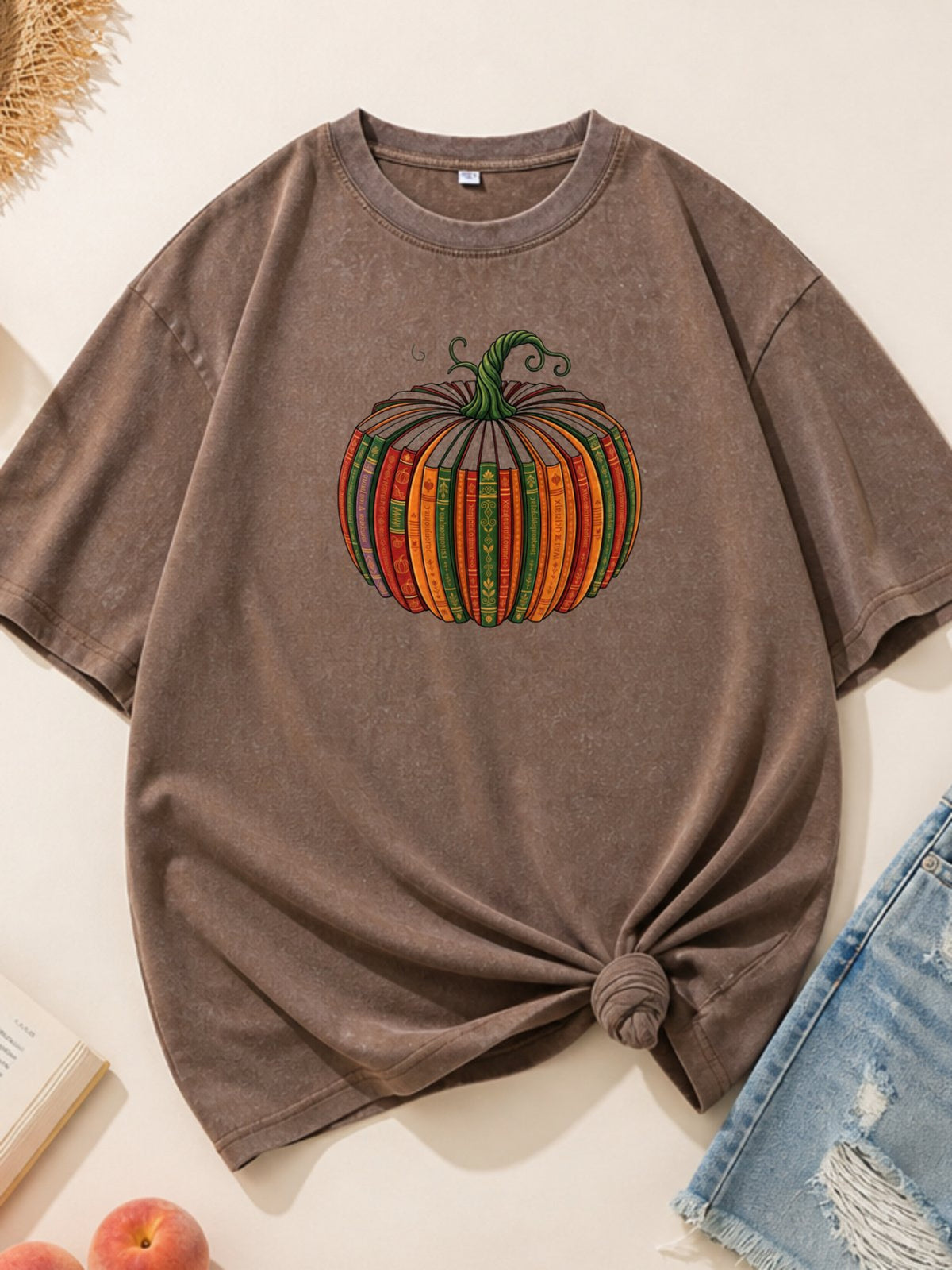 Colorful Antique Book Pumpkin Fall Graphic Oversized T Shirts for Women Men Vintage Washed Unisex Tees, Drop Shoulder Retro Soft Casual Streetwear Crew Neck Tops - Coffee Model