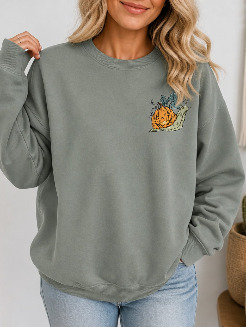 Pumpkin Snail Boho Halloween Daisy Sweatshirt - Hanes_Stonewashed_Green Model