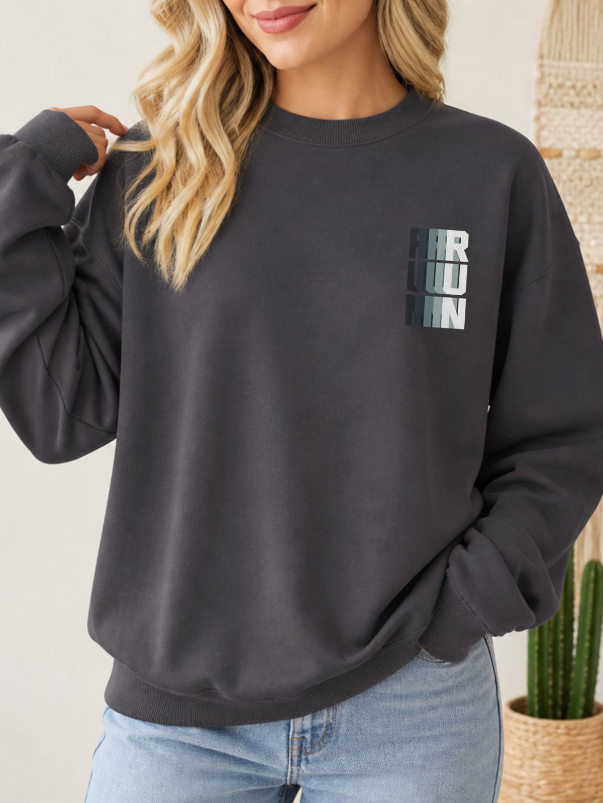 Stay Strong Vintage Boho Graphic Sweatshirt - Hanes_Charcoal_Heather Model