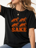 Four Foxes Sake Graphic T-Shirt - Black Model