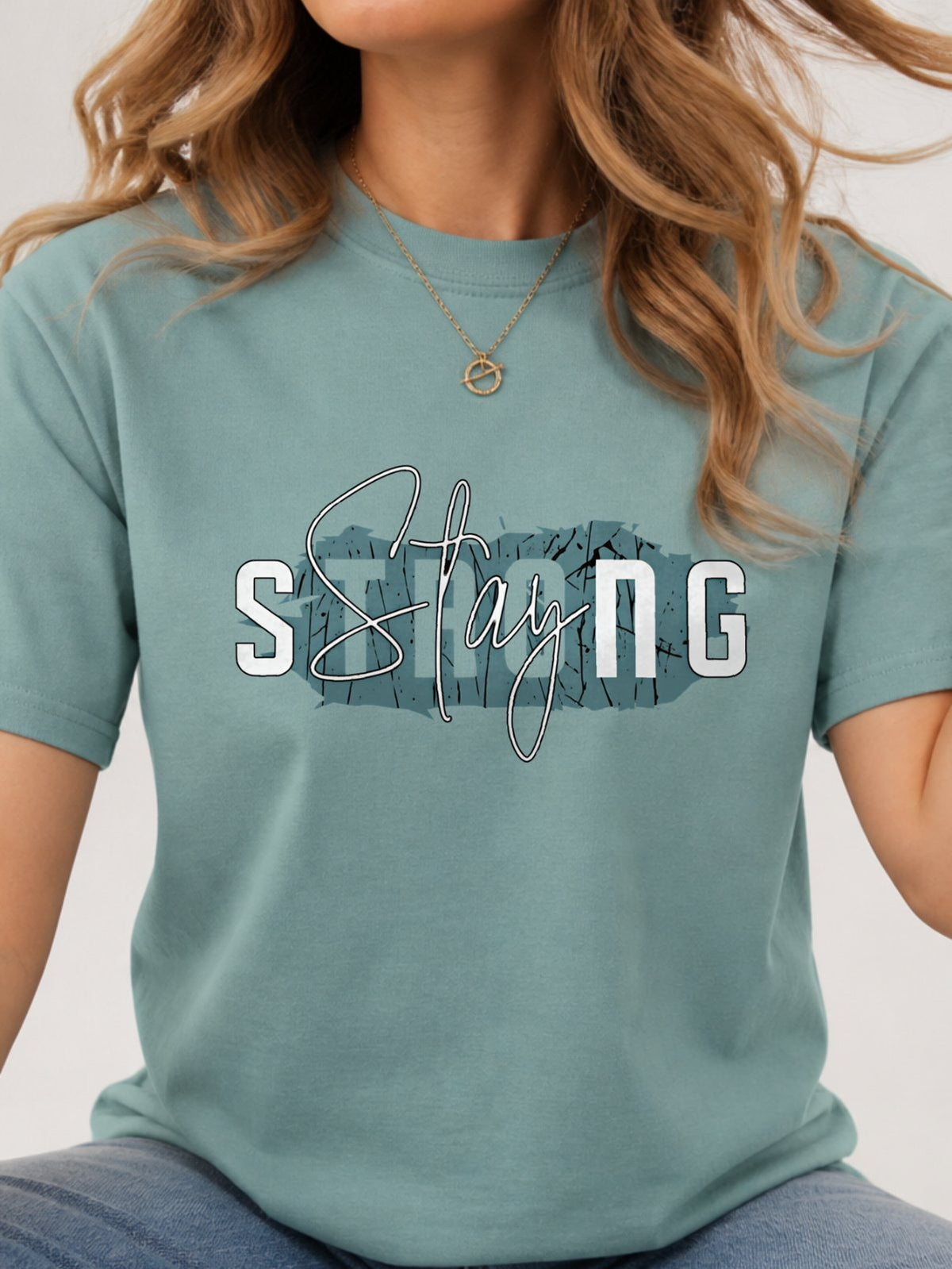 Stay Strong Distressed Script Graphic T-Shirt - Aquatic Model