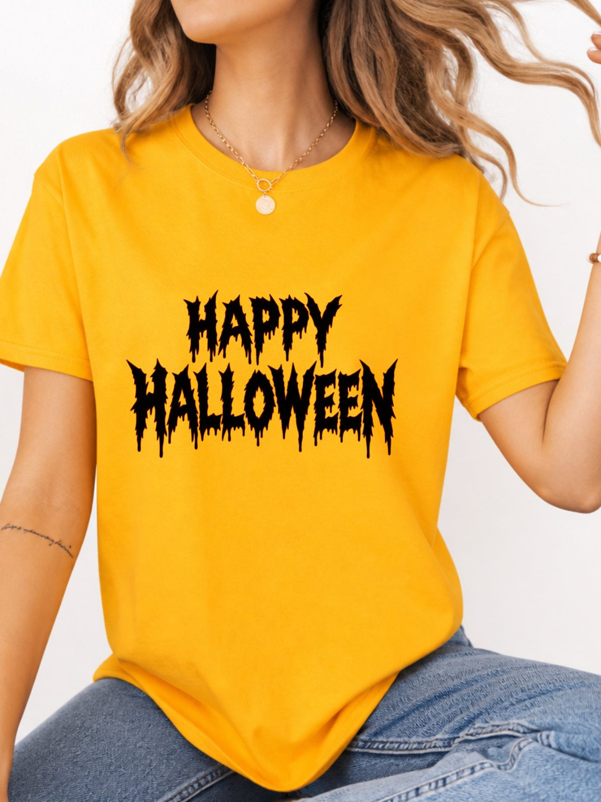 Happy Halloween Metal Text Graphic T-Shirt - Gold Model