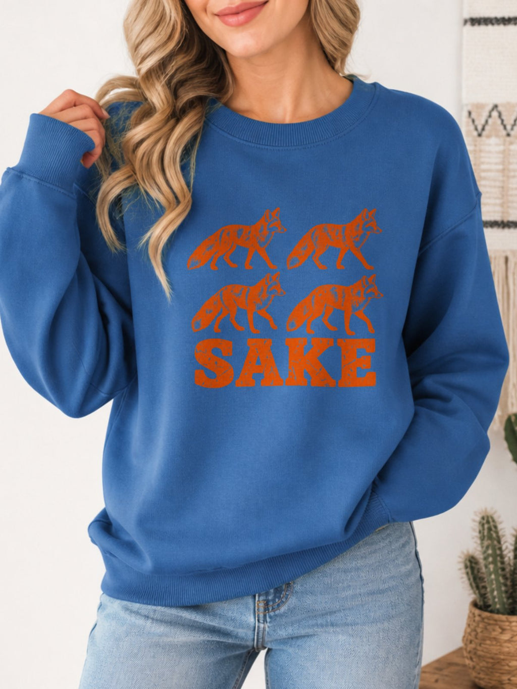 Four Foxes Sake Vintage Boho Graphic Sweatshirt - Hanes_Denim_Blue Model