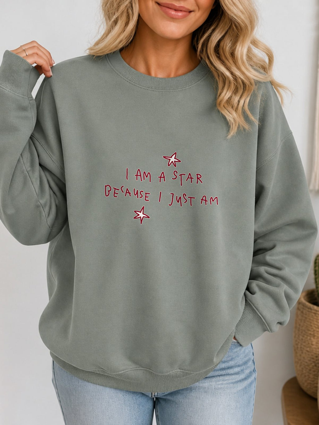 I Am A Star Vintage Boho Graphic Sweatshirt - Hanes_Stonewashed_Green Model