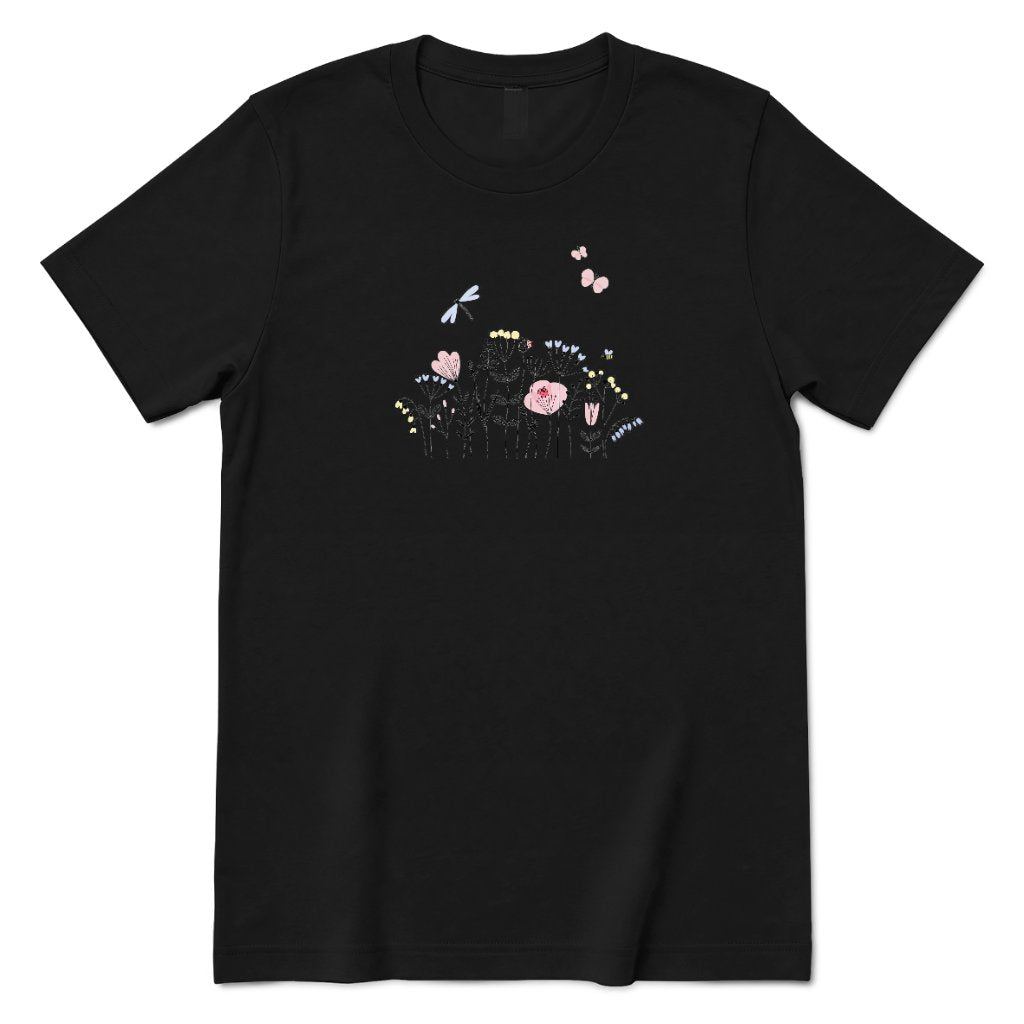 **Line Art Floral Dragonfly Bee Graphic Tee, Boho Wildflower Casual Short Sleeve Shirt** - Black Front