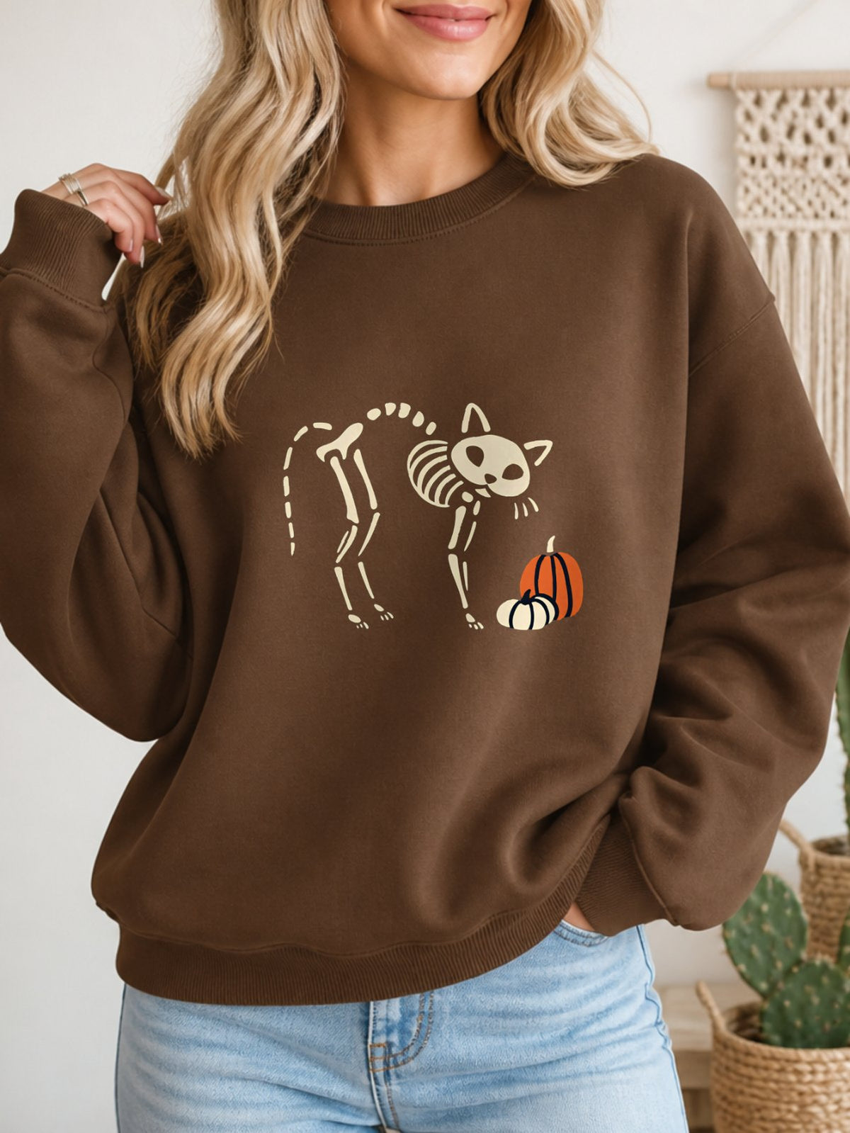 Skeleton Cat Pumpkin Vintage Halloween Sweatshirt - Hanes_Army_Brown Model
